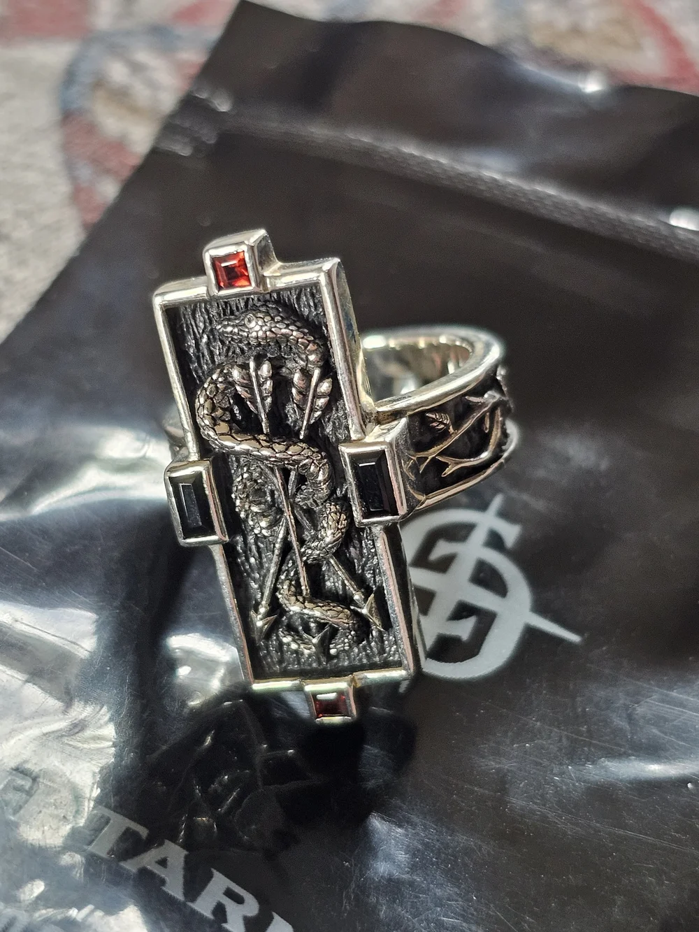 Etah Love Triple Strike Ring